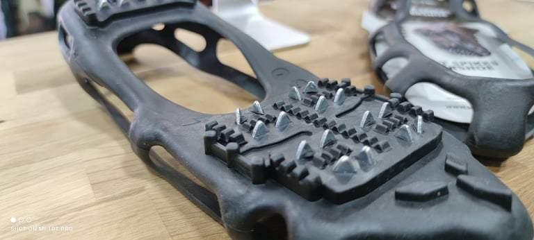 Cubre zapatos antideslizantes para hielo NORTHVIVOR